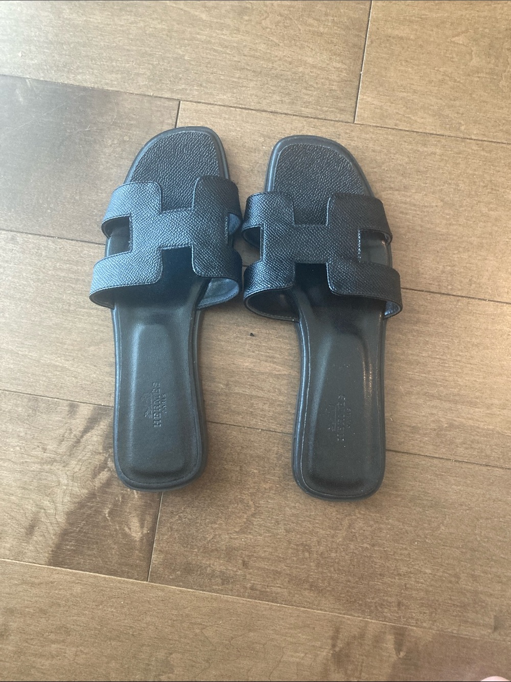 Hermes Oran  Black Leather Slide Sandals
